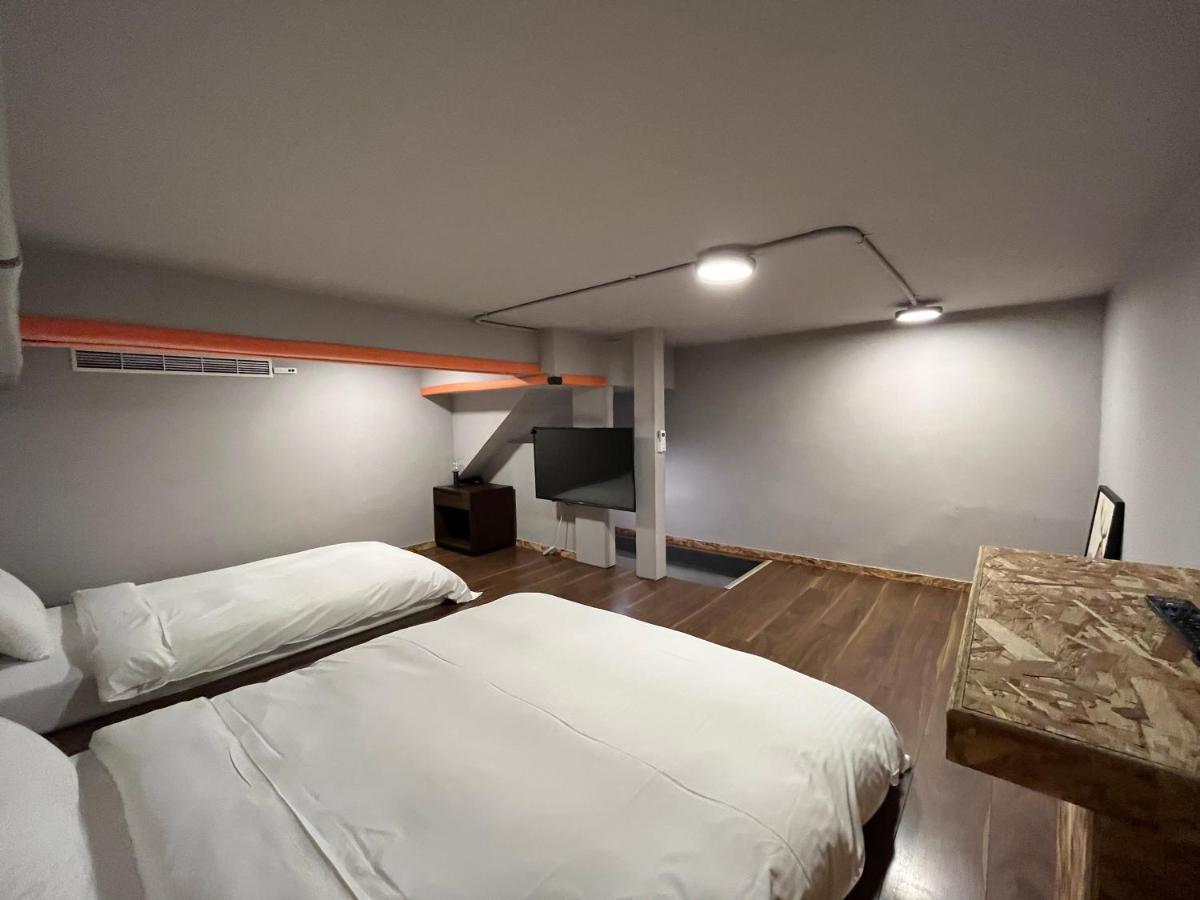 Anson 19 B&B Lukang Extérieur photo